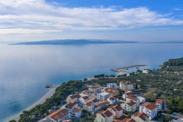Apt White Idyll, 3 Bedrooms, 3 Bathrooms, Terrace Apt Promajna Buitenkant foto