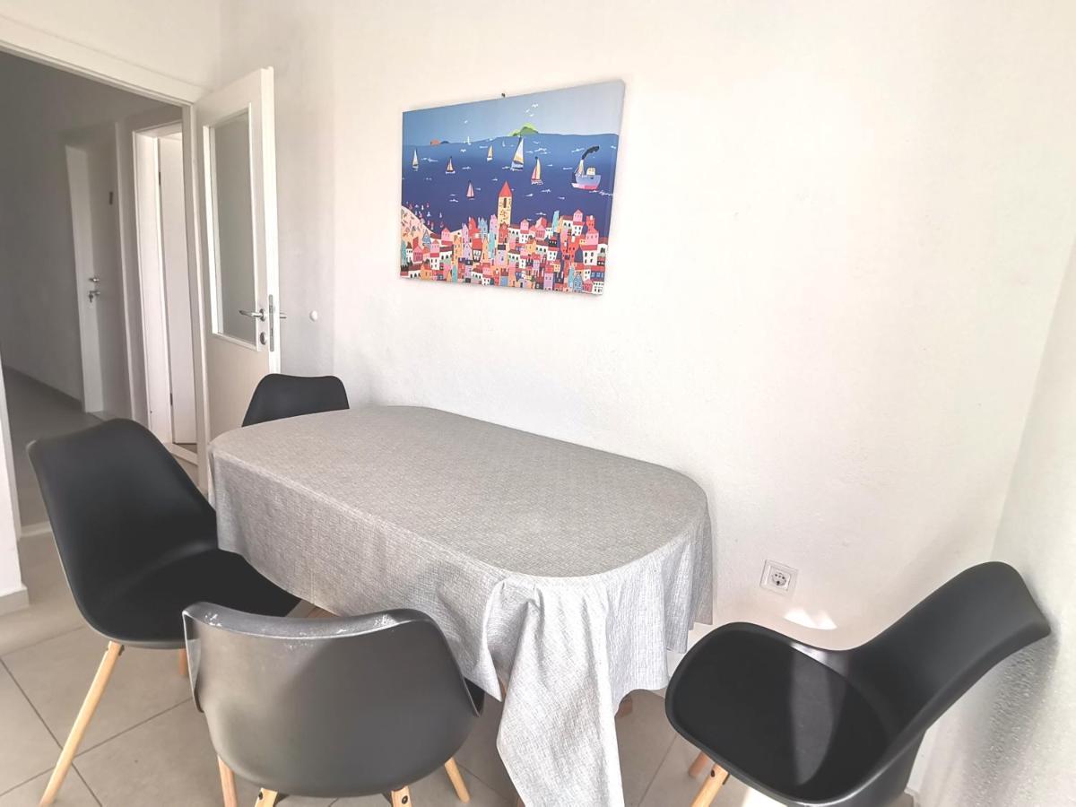 Apt White Idyll, 3 Bedrooms, 3 Bathrooms, Terrace Apt Promajna Buitenkant foto