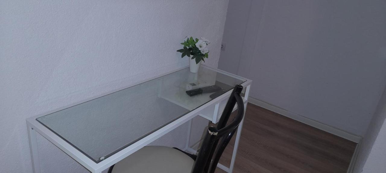 Apt White Idyll, 3 Bedrooms, 3 Bathrooms, Terrace Apt Promajna Buitenkant foto